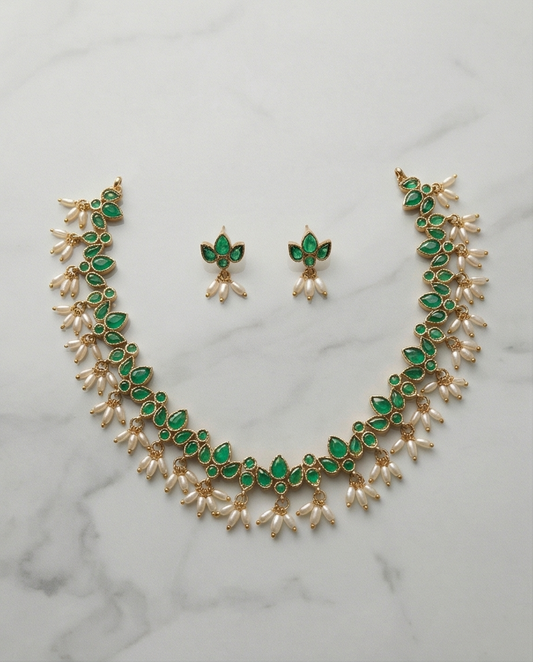 Emerald green stone with pearl rice beads Necklace with Earrings (NRW20)