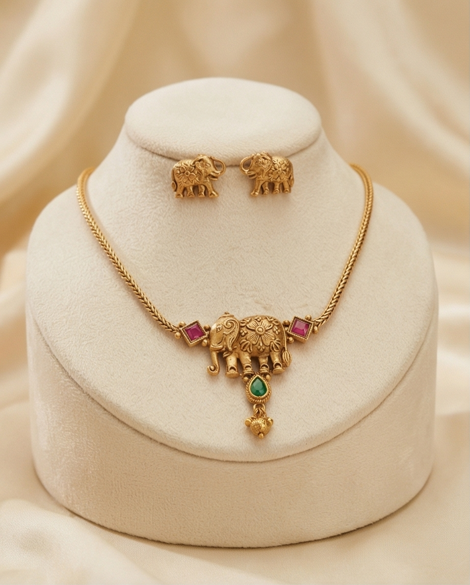 Simple Elephant Necklace with Earrings (NRW19)