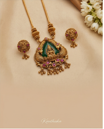 Emerald green stone Lakshmi with peacock pendant chain with Earrings (NRW26)
