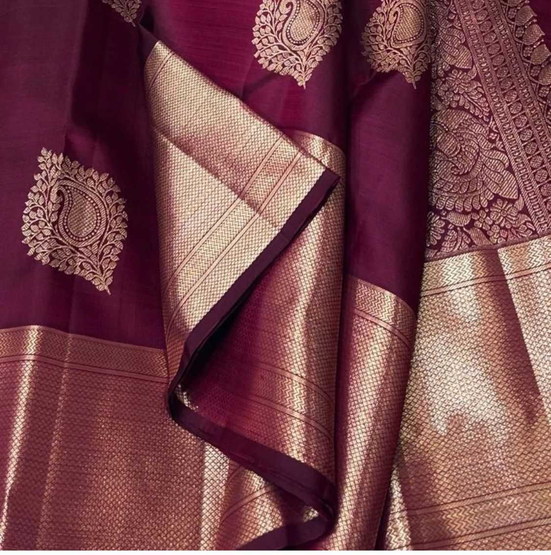 Deep Plum Banarasi Soft Silk Saree with Gold Zari Booti & Heavy Pallu - SR-KEP11