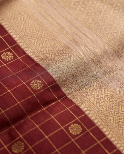 Contemporary Checks, Classic Elegance Sarees-Deep reddish-brown (SR-PSMP21)